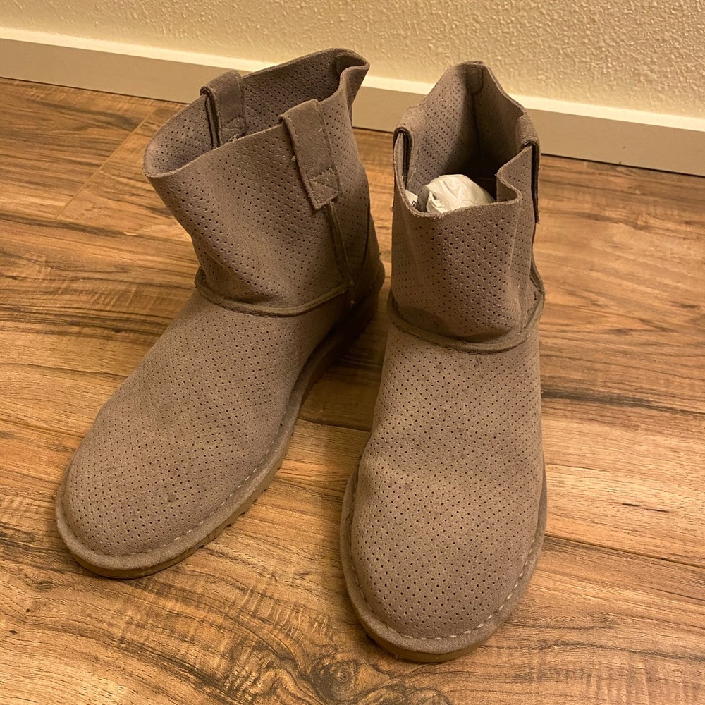 UGG perforated ankle bootie